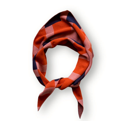 トライアングルスカーフ / TRIANGLE SCARF：Dusk Block