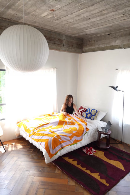 BED THROW BLANKET： Cocktail party